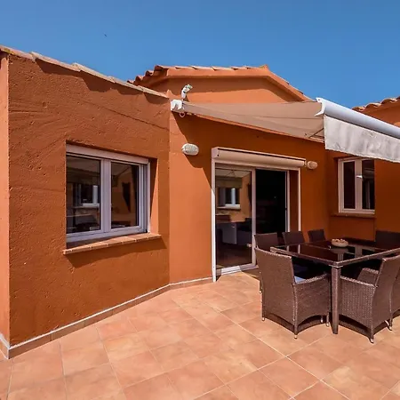 Holiday home B-47 8pax *
